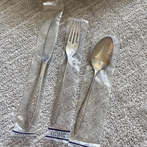 Sterling Silver Spanish Lace, Wallace, Fancy Place Setting, Knife Fork Spoon - Picture 3 of 6